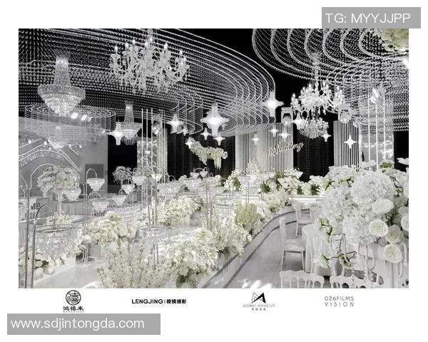 浪漫与典雅交织婚纱设计探索打造梦想中的完美婚礼形象 浪漫与典雅交织婚纱设计探索打造梦想中的完美婚礼形象