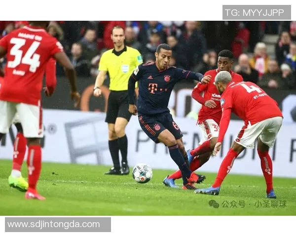 红星与阿森纳对决前瞻足球专家深度分析比赛走势与关键因素 红星与阿森纳对决前瞻足球专家深度分析比赛走势与关键因素